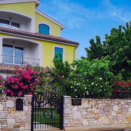 Apartman Mendula Премантура Екстериор снимка